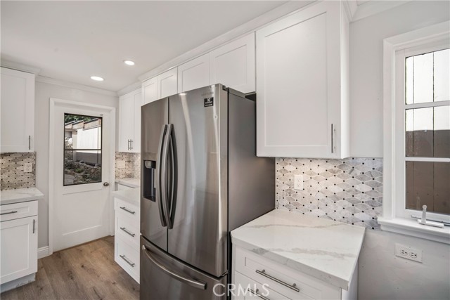 464 LOCUST, Laguna Beach CA: https://media.crmls.org/medias/c247e978-d13f-4a8e-b594-8f5945bd08c9.jpg