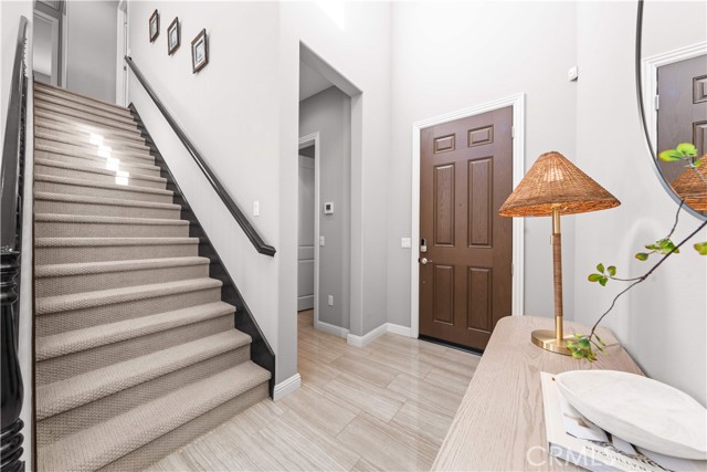 Detail Gallery Image 7 of 60 For 42 Castellana, Lake Forest,  CA 92630 - 4 Beds | 3 Baths