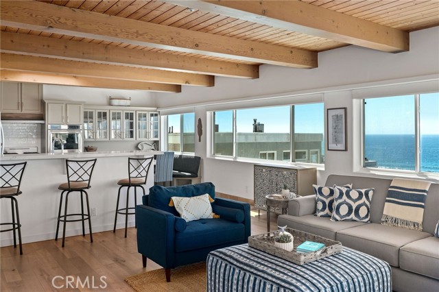 Detail Gallery Image 12 of 70 For 3603 Manhattan, Manhattan Beach,  CA 90266 - 3 Beds | 3/1 Baths