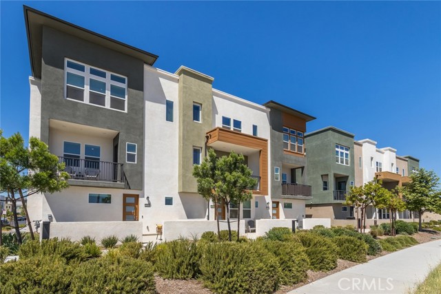 Detail Gallery Image 6 of 75 For 27554 Sparrow Ct, Valencia,  CA 91381 - 3 Beds | 2/1 Baths