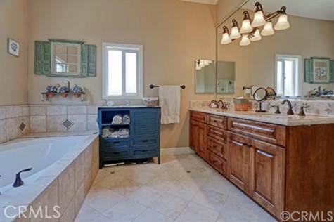 123 Guadalupe Avenue, Redondo Beach, California 90277, 4 Bedrooms Bedrooms, ,2 BathroomsBathrooms,Residential,Sold,Guadalupe,SB15097321