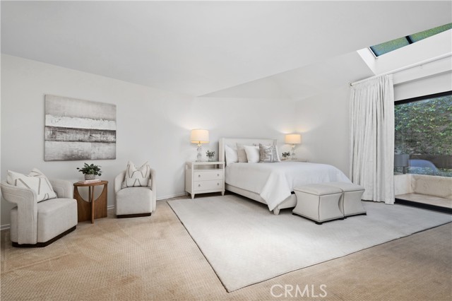 Detail Gallery Image 19 of 50 For 11687 Bellagio #12,  Los Angeles,  CA 90049 - 2 Beds | 2/1 Baths