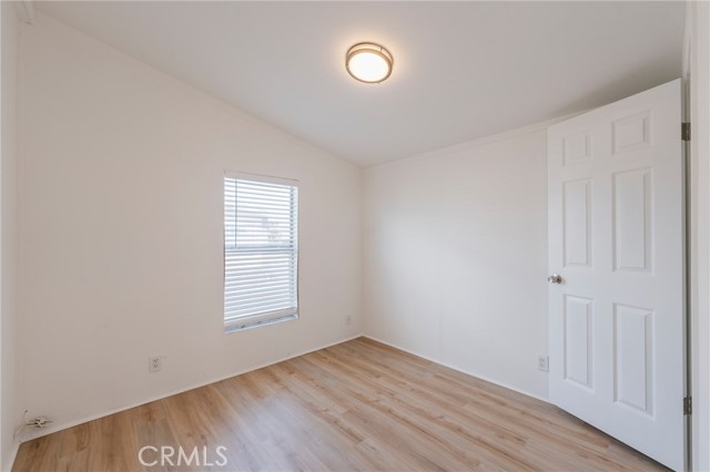 Detail Gallery Image 8 of 20 For 12062 W Edinger Spc 19, Santa Ana,  CA 92704 - 3 Beds | 2 Baths