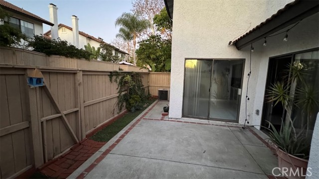 Detail Gallery Image 18 of 22 For 3 Shadow Hill Ln, Laguna Hills,  CA 92653 - 3 Beds | 2/1 Baths