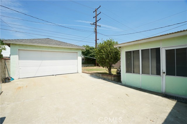369 E Andrix Street, Monterey Park CA: https://media.crmls.org/medias/c24f4b69-443b-4229-bab5-654ce6b703a0.jpg