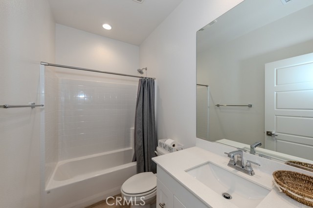 Detail Gallery Image 23 of 64 For 7082 Mallow Drive #2,  Fontana,  CA 92336 - 4 Beds | 3 Baths