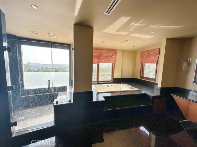 5077 Schumacher Road, Calabasas CA: https://media.crmls.org/medias/c25026ec-5548-4406-af02-4599ff62d80c.jpg