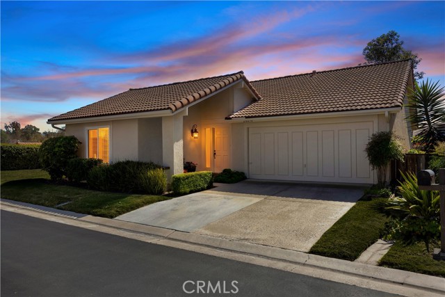 Front Image Thumbnail for CROC26042420