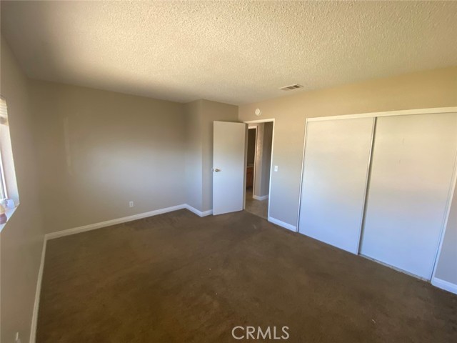 Detail Gallery Image 11 of 18 For 21061 Nisqually Rd #C,  Apple Valley,  CA 92308 - 2 Beds | 2 Baths