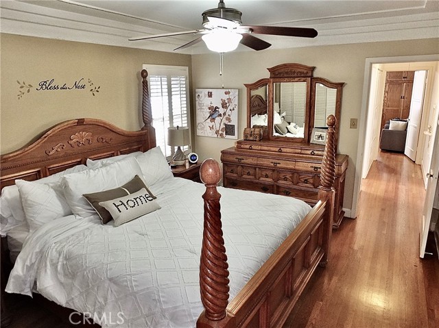 833 Terraine Avenue, Long Beach CA: https://media.crmls.org/medias/c252791b-f590-45a8-8be3-ccc6f7ea1ca5.jpg