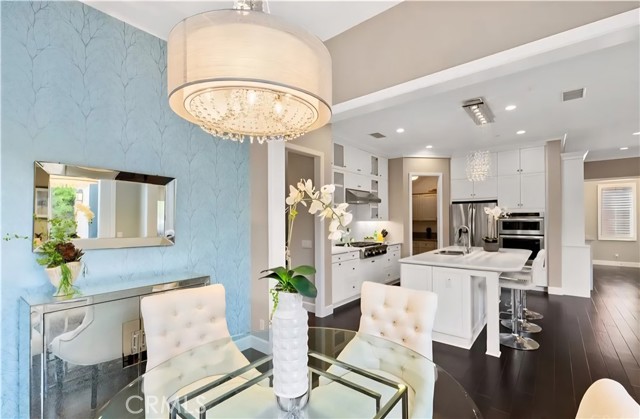 Detail Gallery Image 9 of 20 For 56 Purple Jasmine, Irvine,  CA 92620 - 4 Beds | 3 Baths