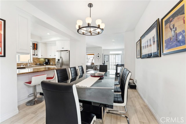 Detail Gallery Image 11 of 28 For 608 Clubhouse Ave, Newport Beach,  CA 92663 - 3 Beds | 2 Baths