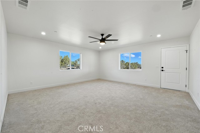 15658 Wells Fargo Street, Hesperia CA: https://media.crmls.org/medias/c2545234-cc19-4480-876b-15d026a6442e.jpg