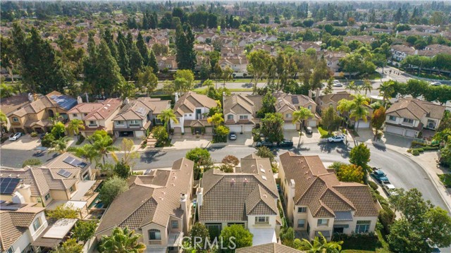 12665 Stanton, Tustin CA: https://media.crmls.org/medias/c254bb11-88e6-4e74-bcf2-59dcfec9f8bd.jpg