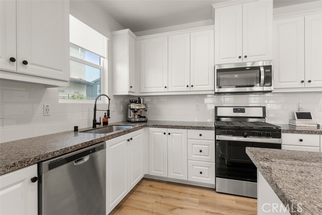 Detail Gallery Image 10 of 57 For 3652 E Moonlight St #85,  Ontario,  CA 91761 - 3 Beds | 2/1 Baths