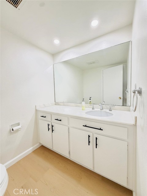 Detail Gallery Image 8 of 20 For 27939 Ridgebrook Ct, Rancho Palos Verdes,  CA 90275 - 3 Beds | 3 Baths
