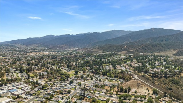 Detail Gallery Image 43 of 45 For 1935 Adobe Ave, Corona,  CA 92882 - 3 Beds | 2 Baths