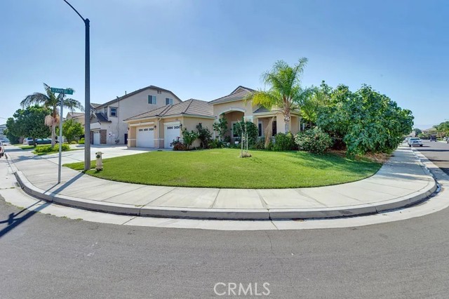 Detail Gallery Image 2 of 19 For 13761 River Downs, Corona,  CA 92880 - 5 Beds | 3 Baths