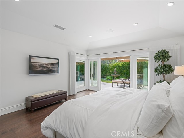 Detail Gallery Image 15 of 20 For 3 Rue Deauville, Newport Beach,  CA 92660 - 2 Beds | 2 Baths