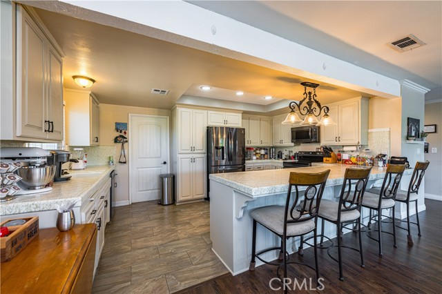 Detail Gallery Image 22 of 71 For 22601 Blue Teal, Canyon Lake,  CA 92587 - 3 Beds | 2/2 Baths