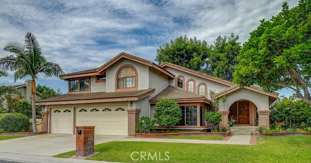 13461 Roane Circle, North Tustin, CA 92705