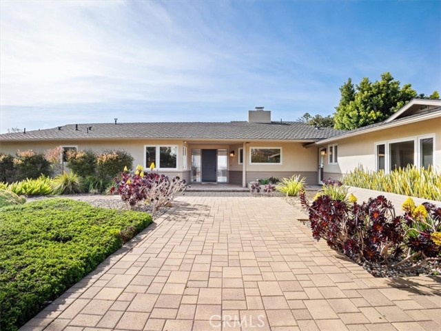 3744 Foothill Road, Santa Barbara CA: https://media.crmls.org/medias/c25809ed-d32d-4e36-a7a5-83b2b2219a9e.jpg