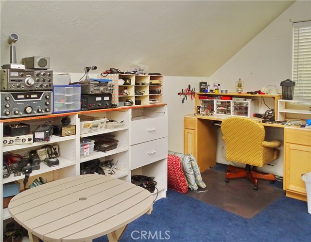 Detail Gallery Image 36 of 41 For 2097 Fox Ln, Big Bear City,  CA 92314 - 4 Beds | 3/1 Baths