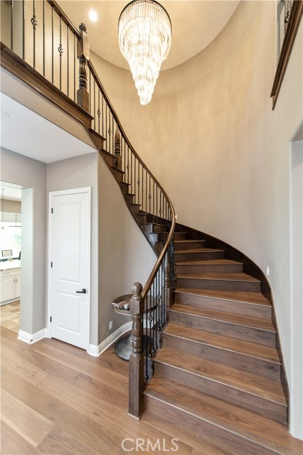 Detail Gallery Image 25 of 57 For 56 Dunmore, Irvine,  CA 92620 - 5 Beds | 5/1 Baths