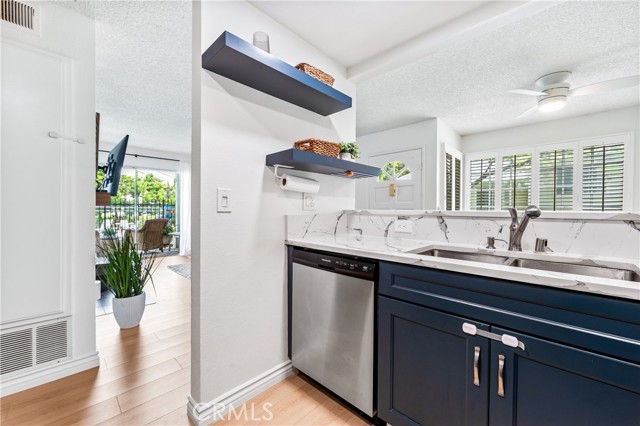 1442 Brett Place, San Pedro CA: https://media.crmls.org/medias/c2585f90-85e8-452c-b3ec-ad70bacf15d0.jpg