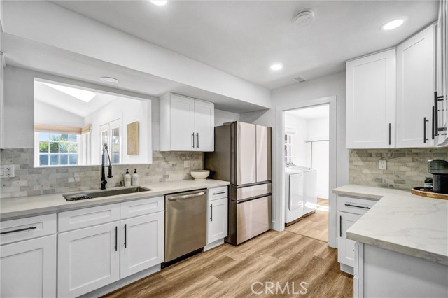 Detail Gallery Image 17 of 30 For 1501 Shenandoah St, Placentia,  CA 92870 - 5 Beds | 2/1 Baths