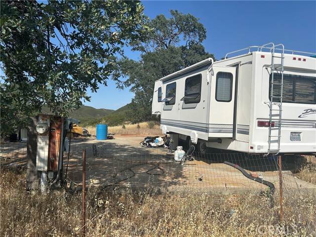 21947 Meriann Drive, Clearlake Oaks CA: https://media.crmls.org/medias/c258b240-77e8-4eee-9820-73fa6b1009a9.jpg