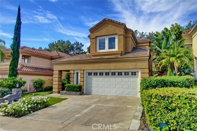 Detail Gallery Image 4 of 75 For 29 Inverary, Rancho Santa Margarita,  CA 92679 - 4 Beds | 3 Baths