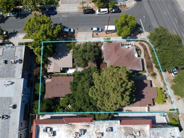 241 N Verdugo Road, Glendale CA: https://media.crmls.org/medias/c2599f08-ceeb-4b96-9010-41acf1648c13.jpg