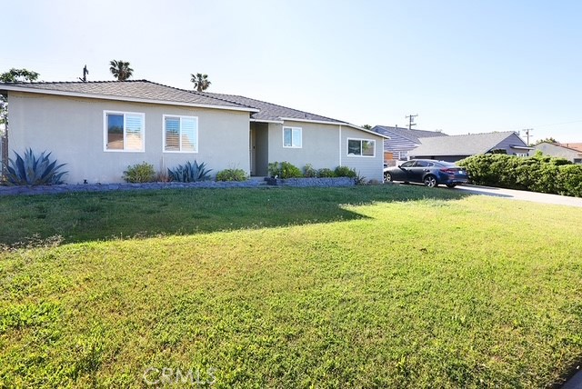 Detail Gallery Image 3 of 29 For 885 N Millard Ave, Rialto,  CA 92376 - 3 Beds | 1/1 Baths