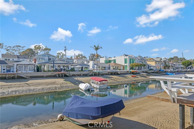 Detail Gallery Image 11 of 18 For 1510 1/2 Abalone Pl, Newport Beach,  CA 92662 - 1 Beds | 1 Baths