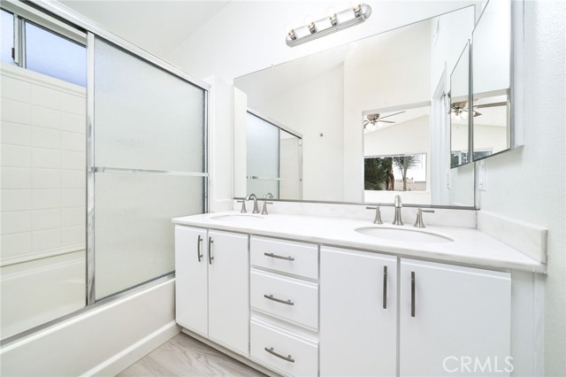 11500 Winery Drive, Fontana CA: https://media.crmls.org/medias/c25c1f0c-7759-4565-b100-48b72996fc61.jpg