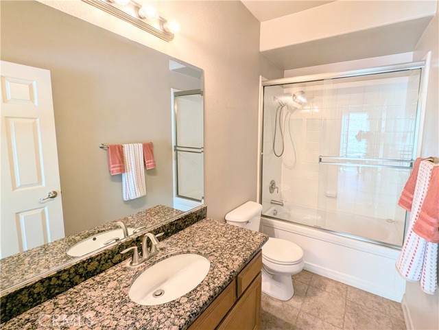 1971 Mesa Drive, Colton CA: https://media.crmls.org/medias/c25c22a8-f594-4af2-8fb1-6afb55bd1660.jpg