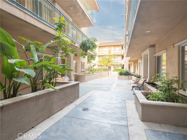 Detail Gallery Image 20 of 28 For 120 De Anza Street #208,  San Gabriel,  CA 91776 - 1 Beds | 1 Baths