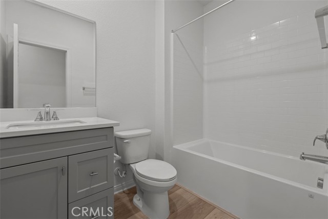 4531 La Spezia Lane, Lake Elsinore CA: https://media.crmls.org/medias/c25ccf0f-b647-4b44-a9ff-1be4ad883e92.jpg