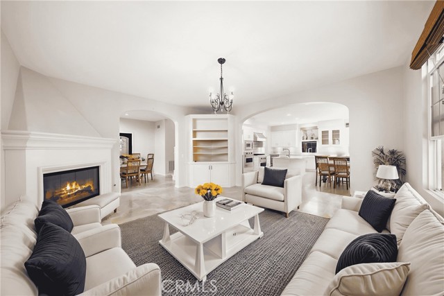 28 Teak bridge, Irvine CA: https://media.crmls.org/medias/c25d9aff-1241-4a25-af4b-b4efe925d420.jpg
