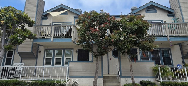 533 Walnut Ave #18, Long Beach, CA 90802