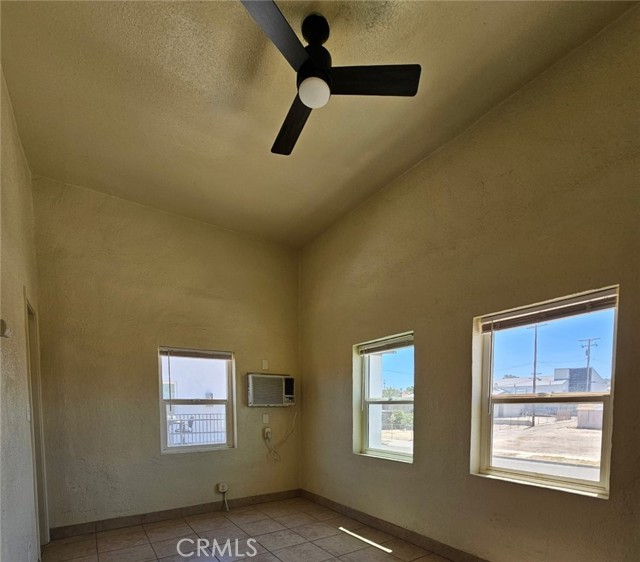 Detail Gallery Image 5 of 5 For 301 N 1st Ave #3,  Barstow,  CA 92311 - 0 Beds | 1 Baths
