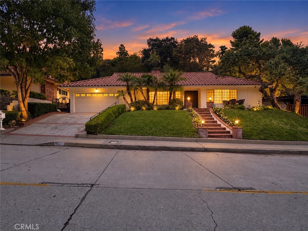 1331 Beaudry — image 1