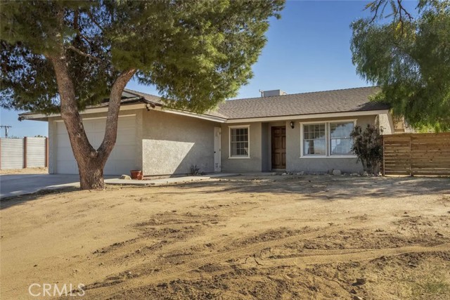 Detail Gallery Image 2 of 24 For 60201 Granada Dr, Joshua Tree,  CA 92252 - 3 Beds | 2 Baths