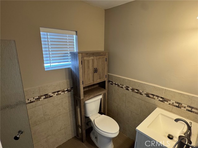Image 17 of 29 For 926 Griffith Way