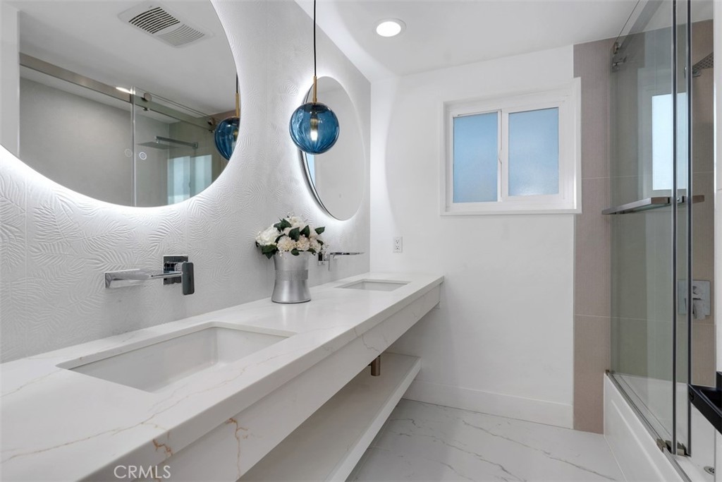 MLS #OC25261763 image #19