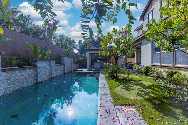 Detail Gallery Image 53 of 69 For 164 Newall, Irvine,  CA 92618 - 4 Beds | 4/1 Baths