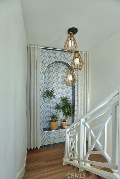 Detail Gallery Image 20 of 23 For 4539 1/2 St Elmo Dr, Los Angeles,  CA 90019 - 4 Beds | 3 Baths