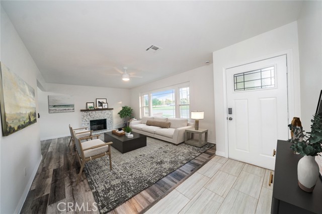 Detail Gallery Image 3 of 28 For 565 E 40th St, San Bernardino,  CA 92404 - 3 Beds | 2 Baths