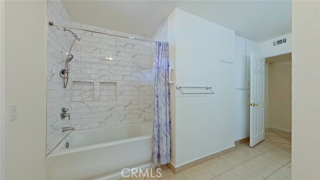 4 Bed Home for Sale in Palmdale, California